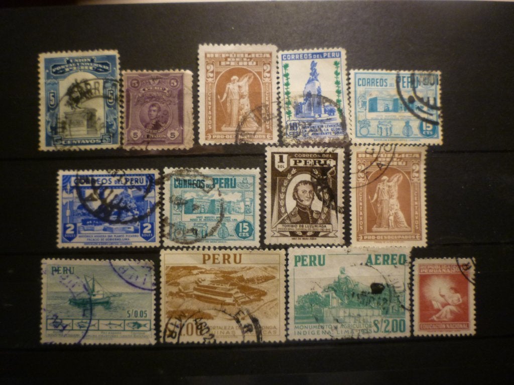Lot Peru/Pérou (13 Ex) Gestempeld/Oblitéré, Postzegels en Munten, Verzenden