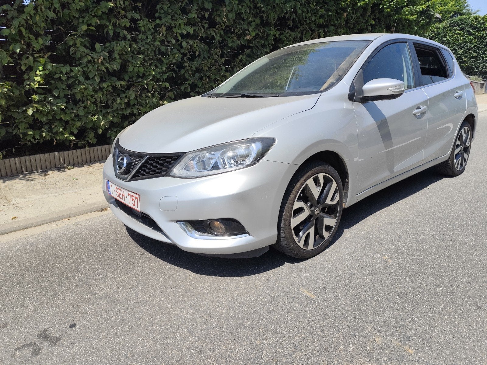 Nissan Pulsar essence, Autos, Nissan, Cuir, Argent ou Gris, Achat, Euro 6