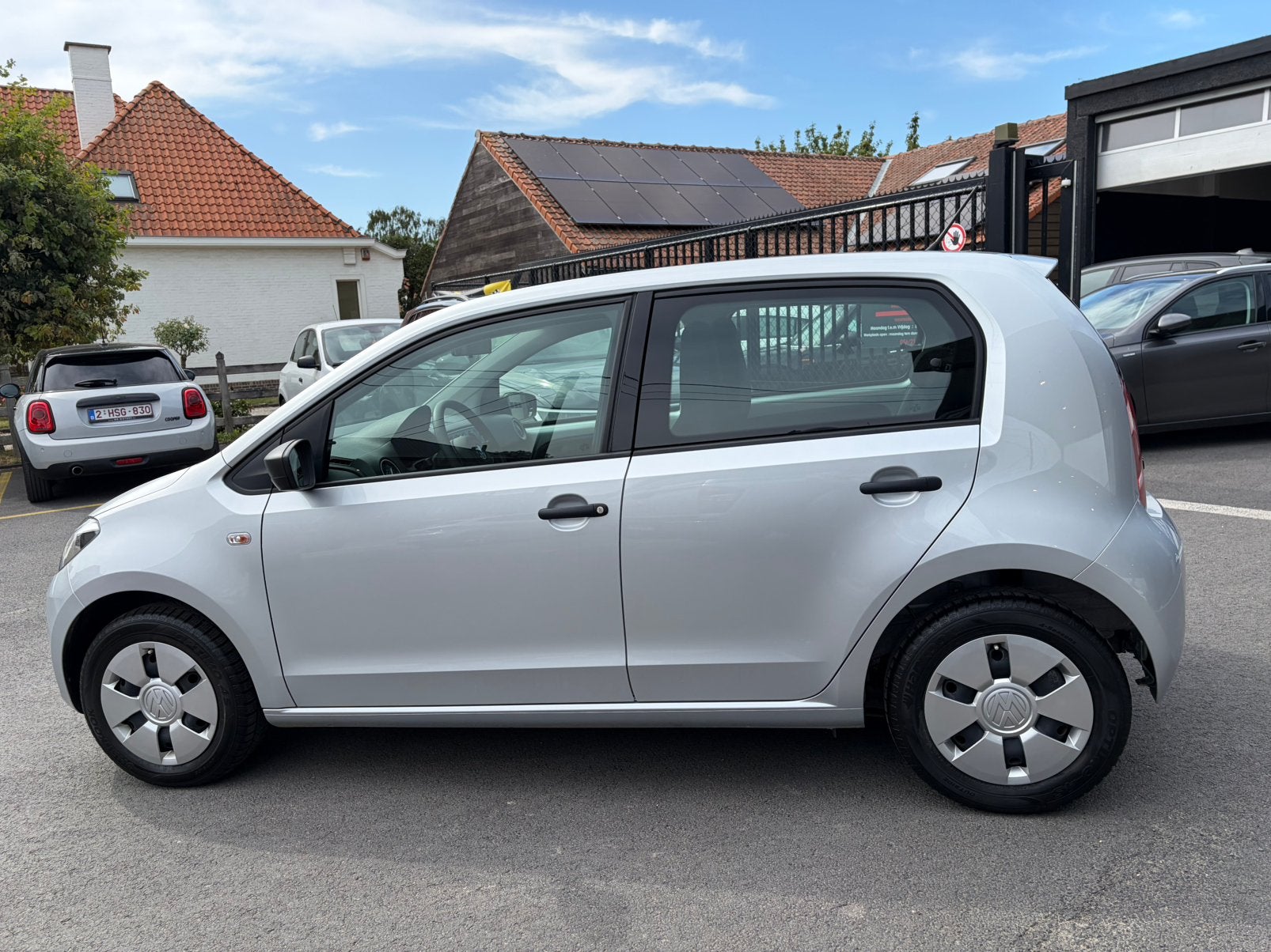 Volkswagen Up! 1.0Benzine slechts 17.500km, Auto's, Voorwielaandrijving, Euro 5, Stof, Bedrijf