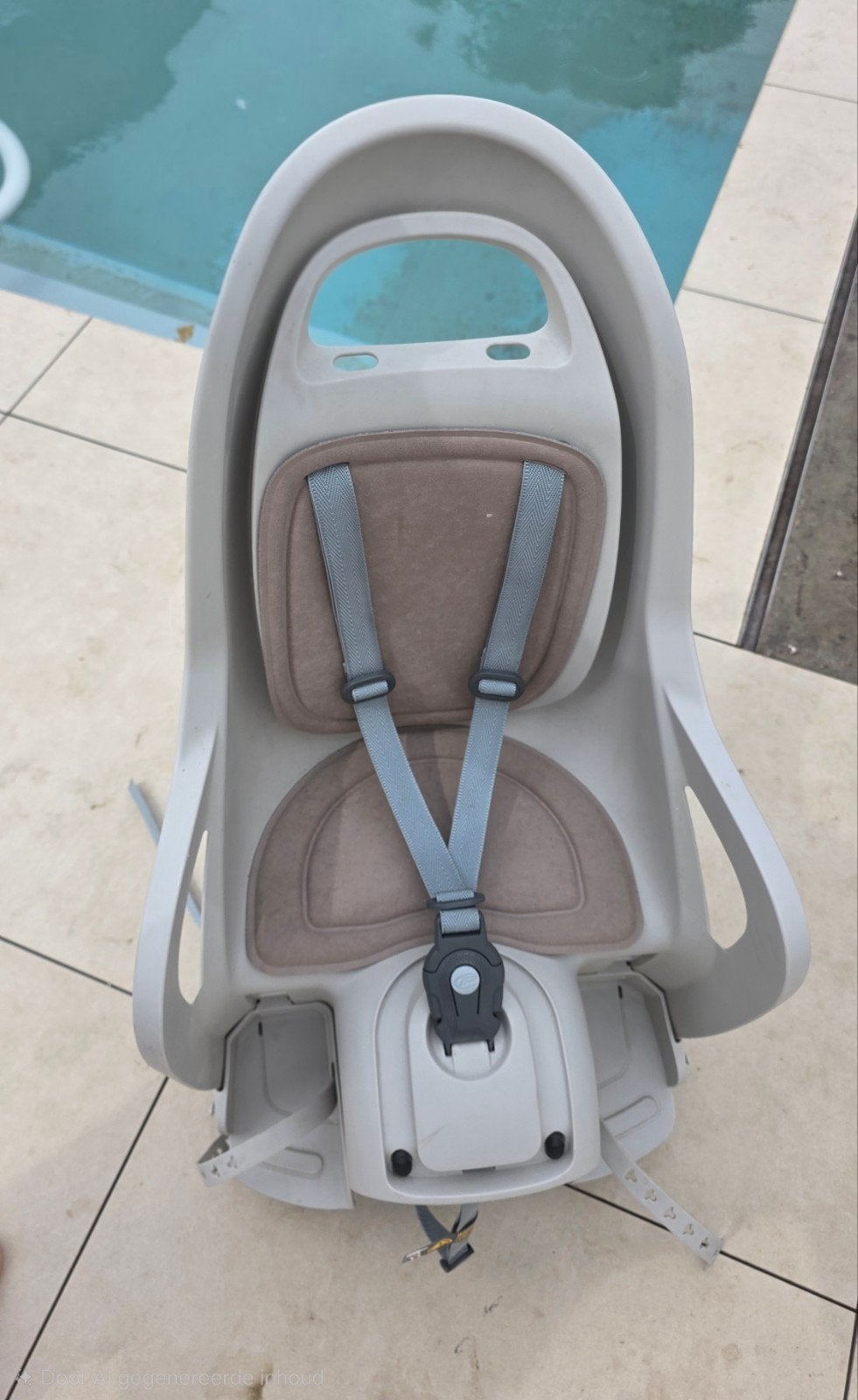 Polisport (Decathlon) Fietsstoeltje Achterzitje Beige/Grijs, Fietsen en Brommers, Ophalen, Achterzitje