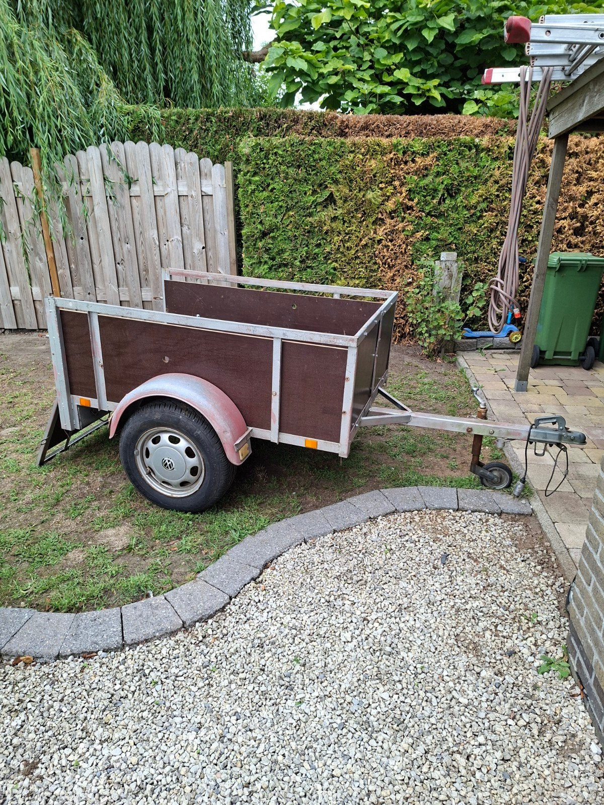 aanhangwagen enkelas, Ophalen