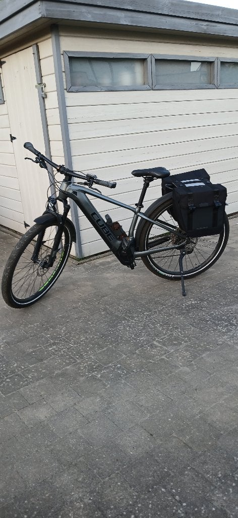 e-MTB Cube, Fietsen en Brommers, Ophalen, Zo goed als nieuw, Cube