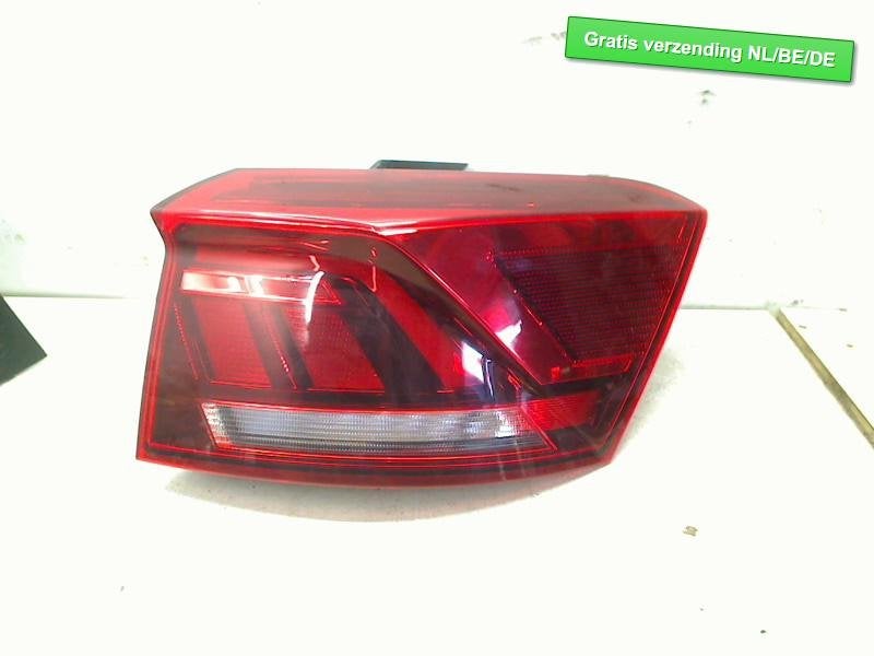 FEU ARRIÈRE DROIT Volkswagen T-Roc I (2GA945096A), Autos : Pièces & Accessoires, Volkswagen, Volkswagen AG, Utilisé, Kundenbetreuung@volkswagen.de