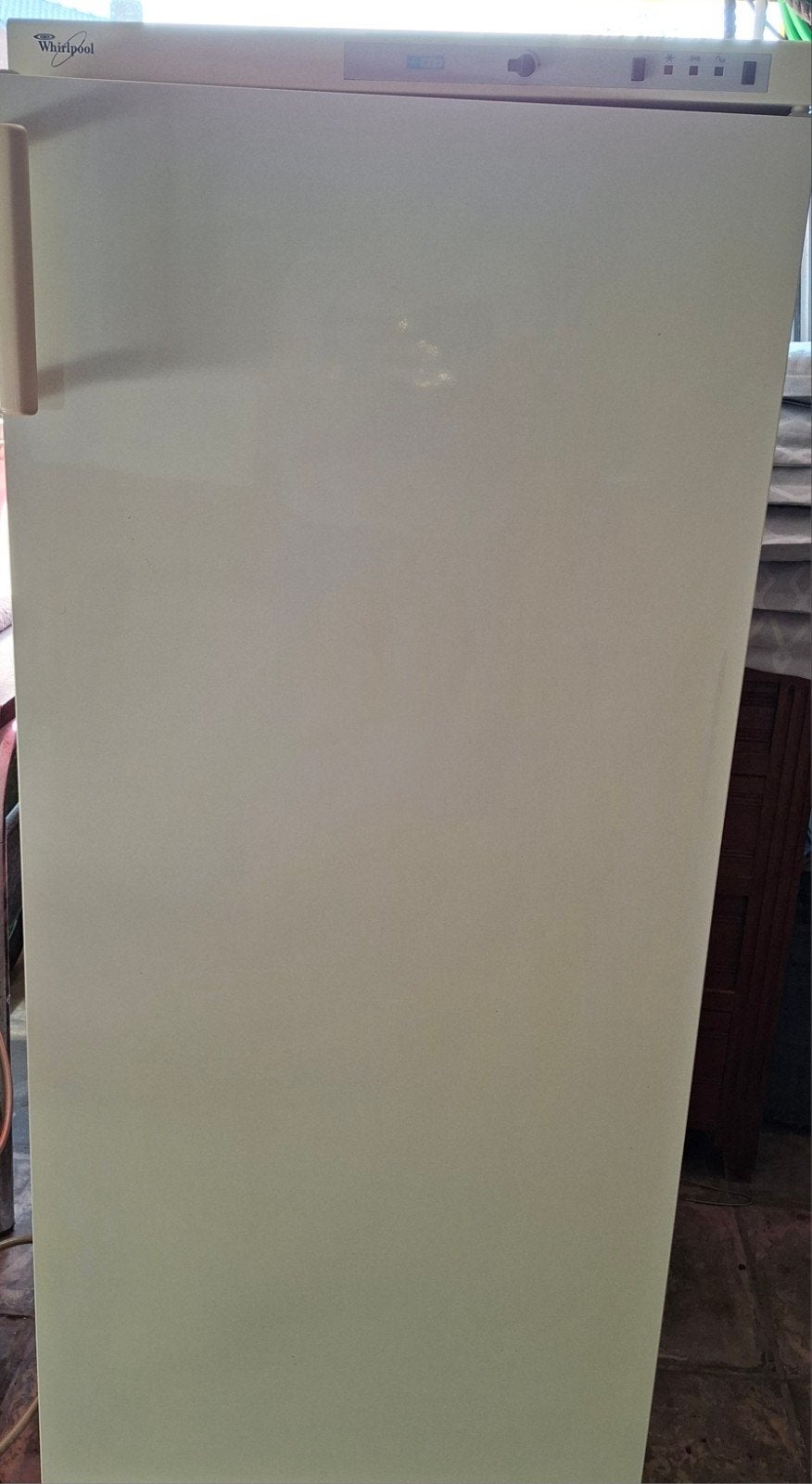 congélateur de marque Whirlpool, Congélateur, Utilisé, 60 à 90 cm, Autoportant