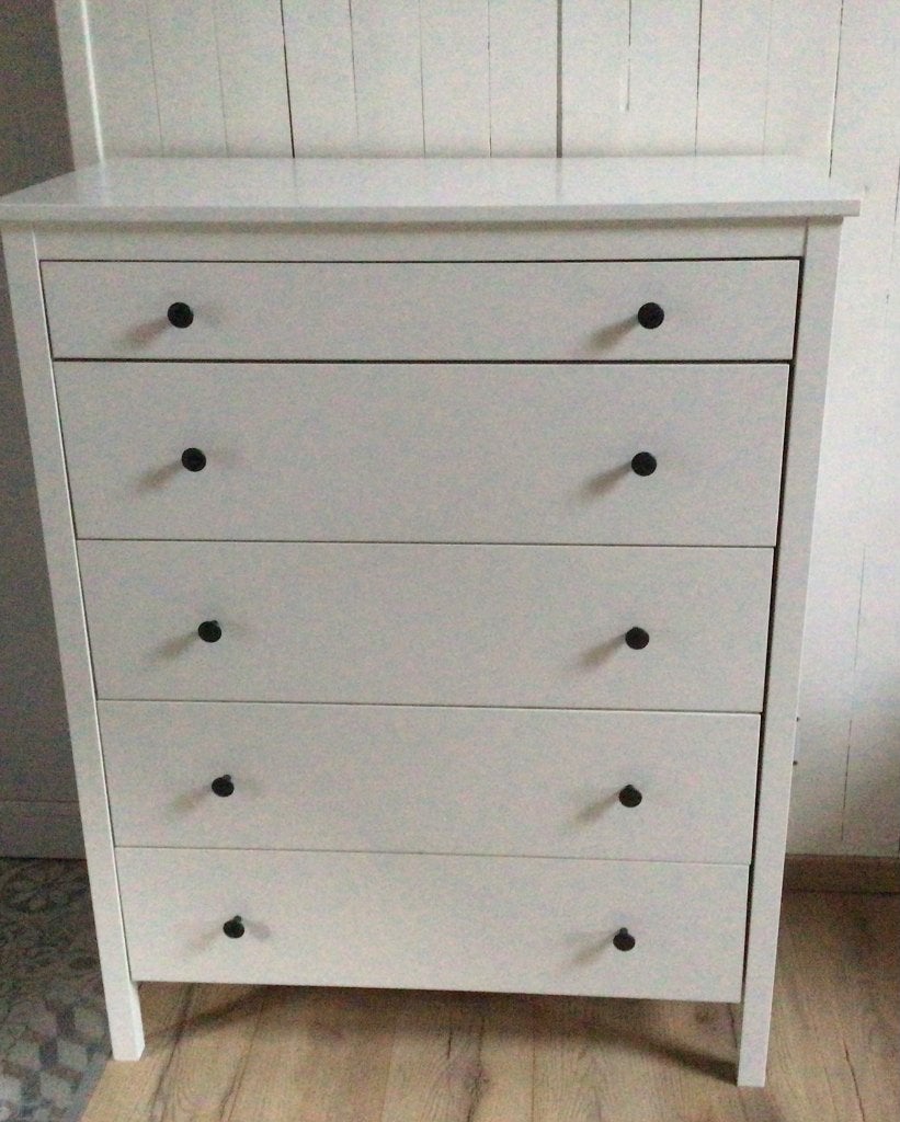 Witte ladekast hemnes  IKEA, Maison & Meubles, Armoires | Commodes, 25 à 50 cm, 5 tiroirs ou plus, Enlèvement, Utilisé