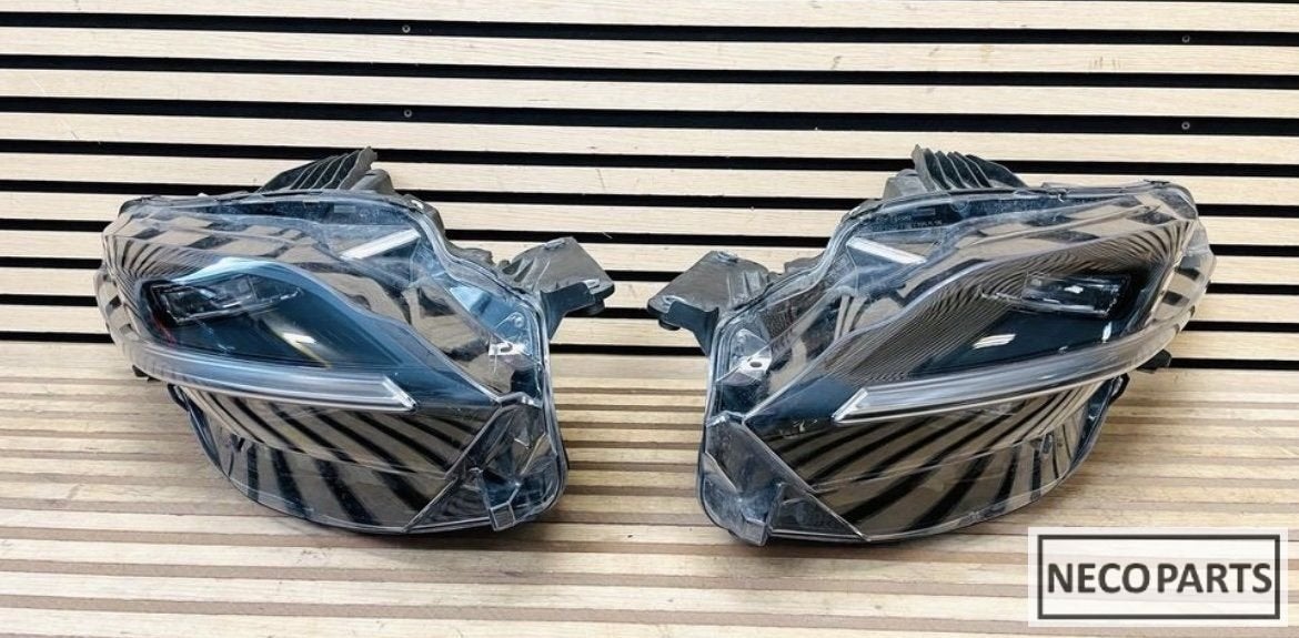 FERRARI ROMA VOL LED KOPLAMPEN KOPLAMP ALLES LEVERBAAR !!!, -, Ferrari, Utilisé, -