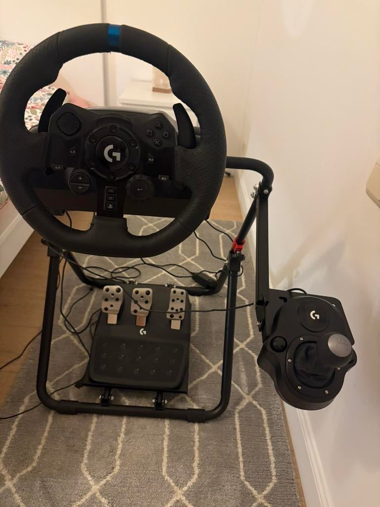Logitech G923 + stuurstandaard zo goed als nieuw, Enlèvement, Comme neuf