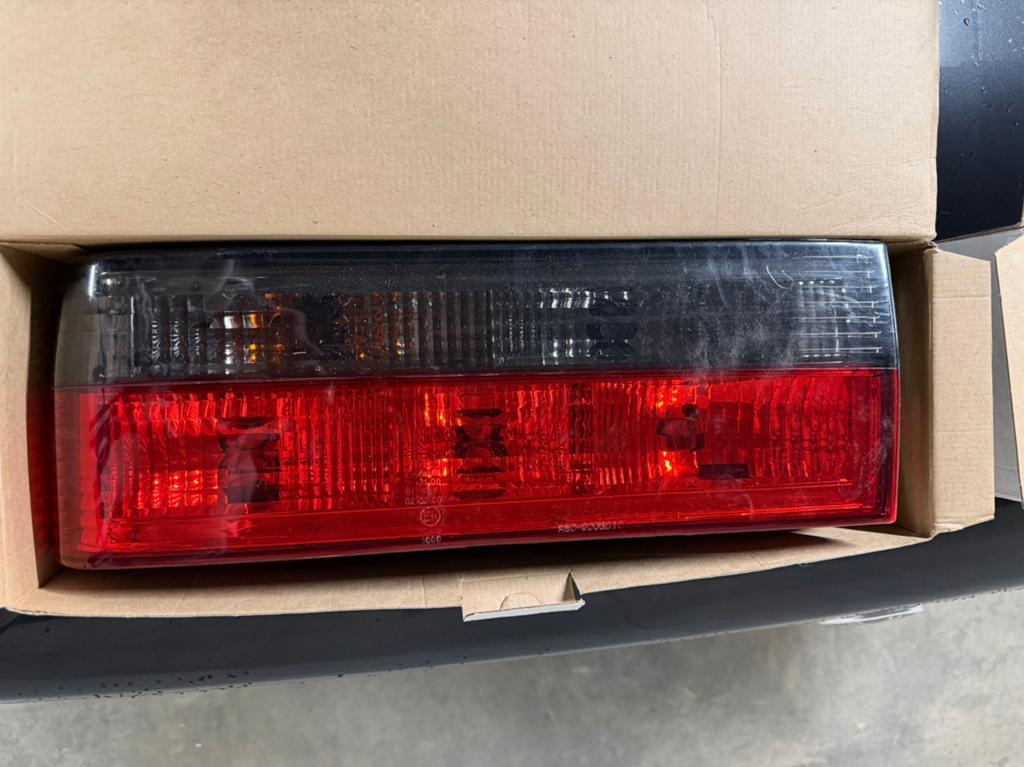 Bmw e30 type 1 achterlichten, Ophalen, BMW