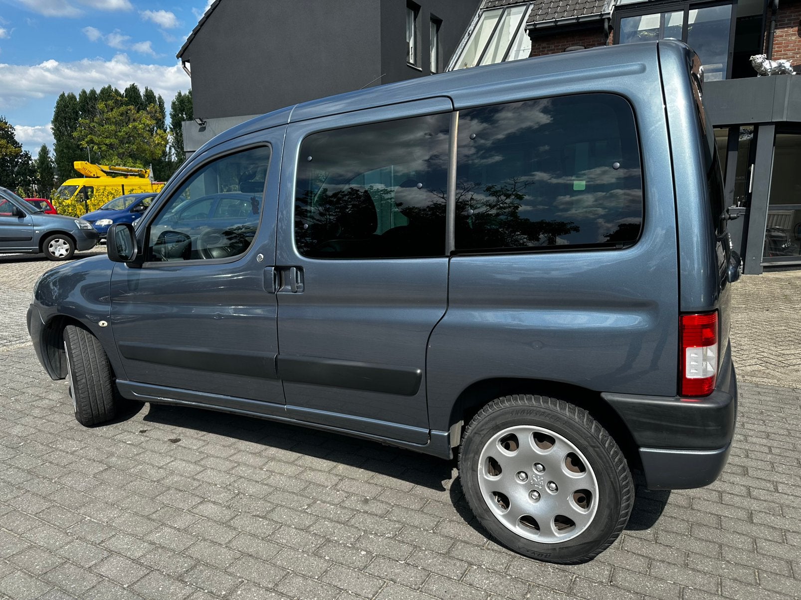 Peugeot partner, Auto's, Voorwielaandrijving, Zwart, 4 cilinders, Elektrische ramen
