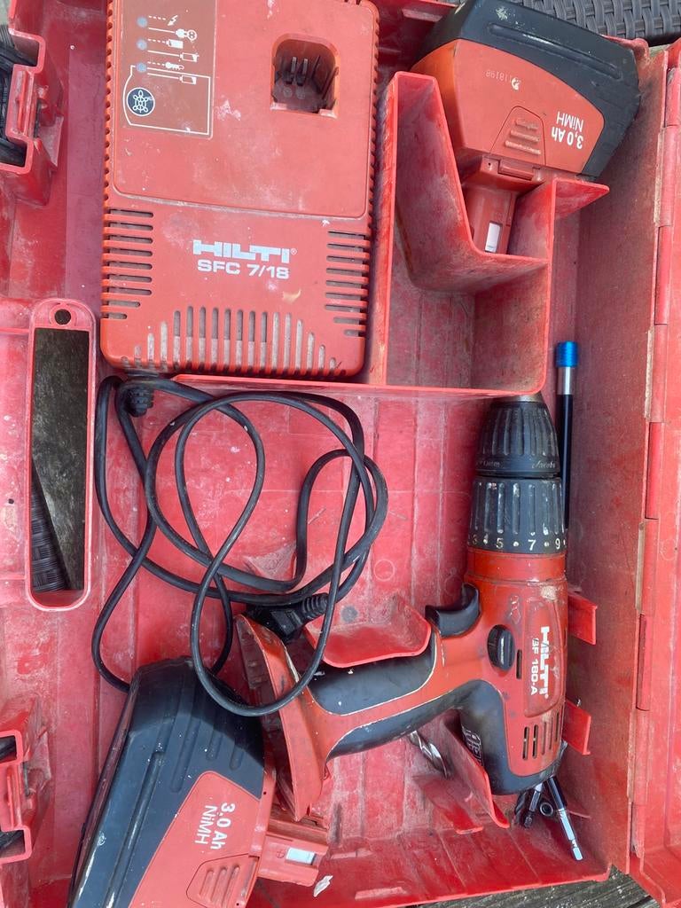 Hilti vijsmachiene, Ophalen, Boor- en Schroefmachine, Variabele snelheid, Gebruikt