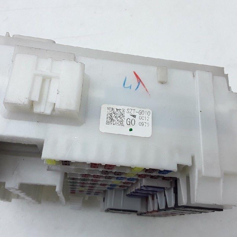 ZEKERINGKAST Honda CR-Z (ZF1) (01-2010/12-2013), Gebruikt, Honda