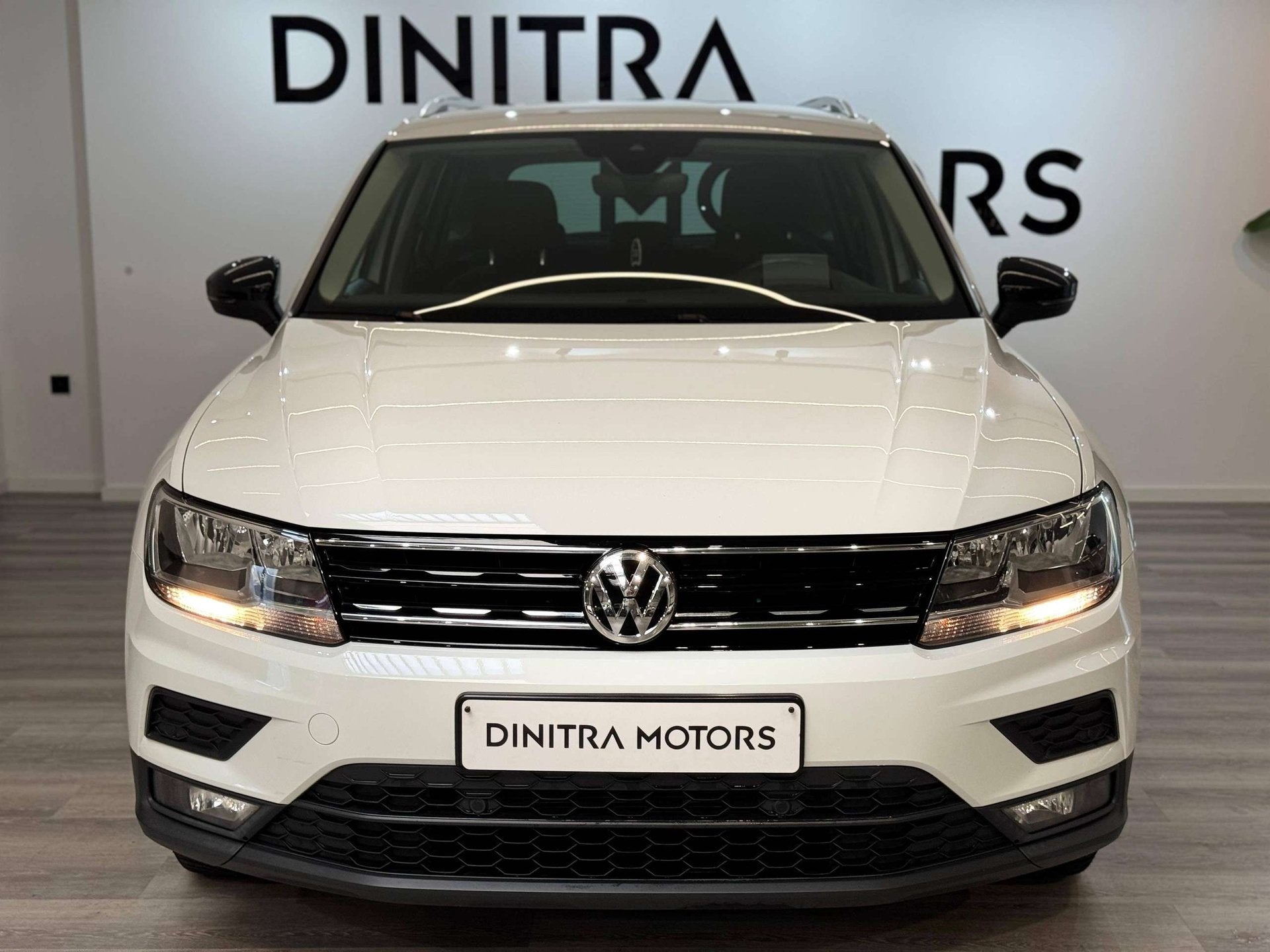Volkswagen Tiguan 1.5 TSI IQDrive DSG - *2 JAAR GARANTIE*Car, Dealer onderhouden, Stof, 4 cilinders, Wit