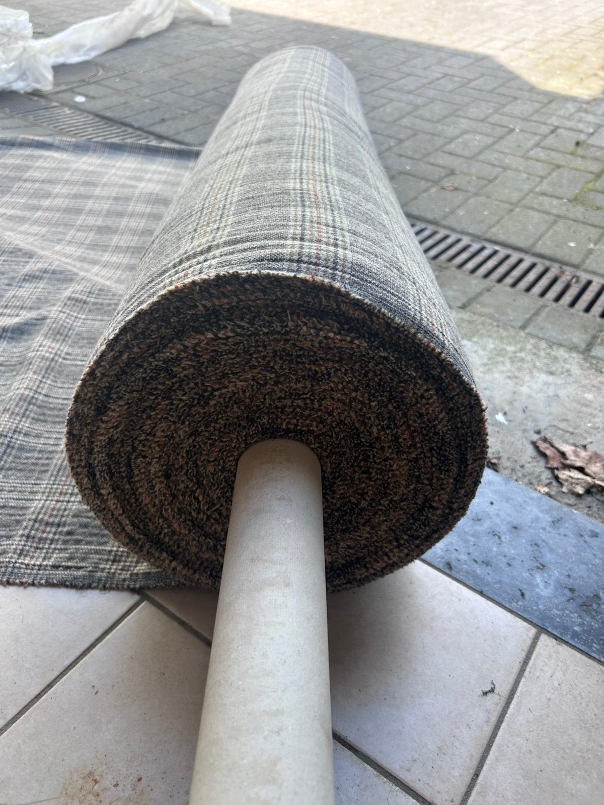 3 rollen van deze stof, Hobby en Vrije tijd, Ophalen, Zo goed als nieuw