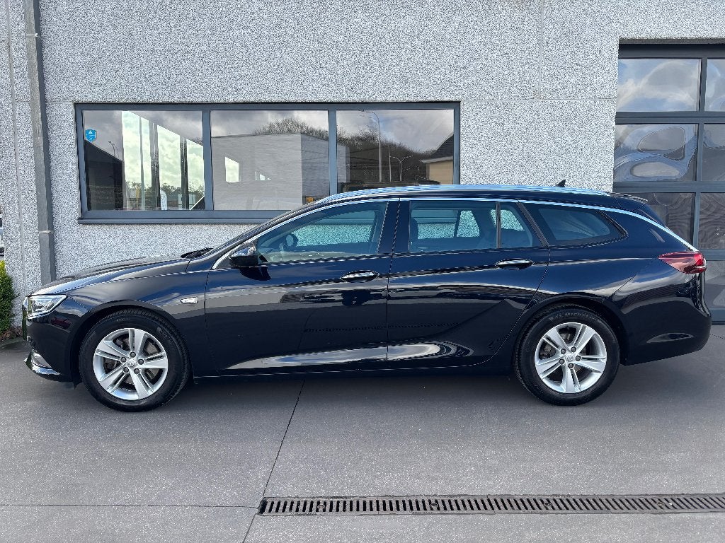 Insignia Sports Tourer 1.5 Turbo Exclusive, Autos, Opel, Cuir, Euro 6, Entreprise, Carnet d'entretien
