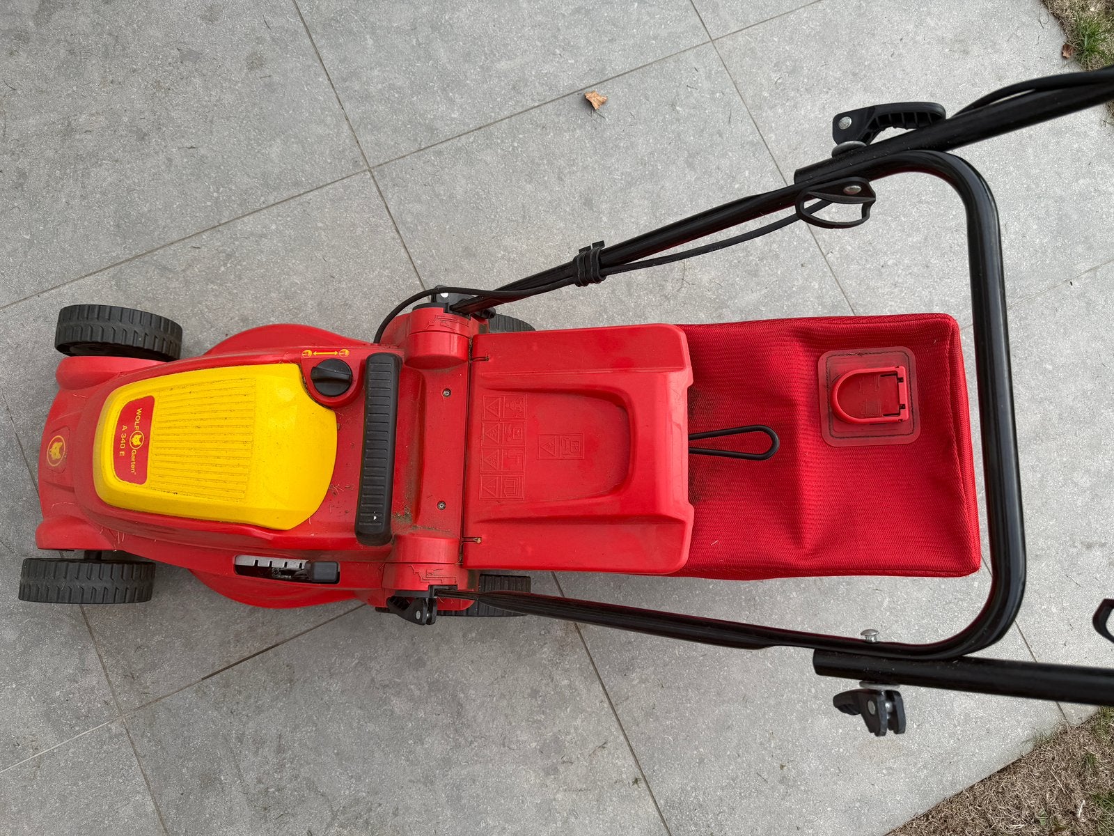 Tuinonderhoud grasmachine, verticuteer machine, Tuin en Terras, Ophalen, Cirkelmaaier, Gebruikt, Elektrische grasmaaier