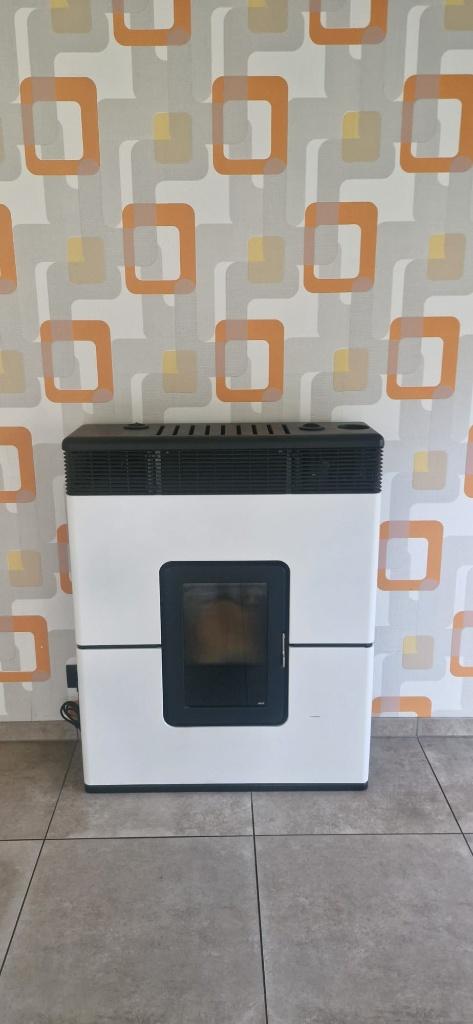 Elektrische pelletkachel MCZ, Ophalen, Gebruikt, Elektrisch, Pelletkachel