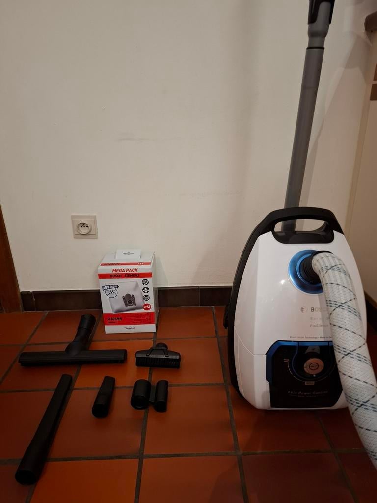 Bosch serie 8 Prosilence nieuwstaat, Electroménager, Enlèvement