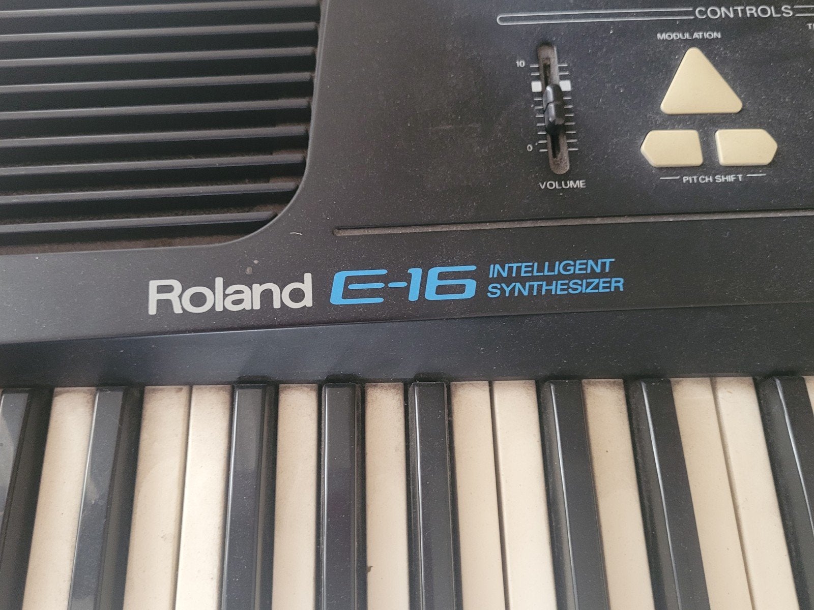 Roland synthesizer, Muziek en Instrumenten, Ophalen, Roland