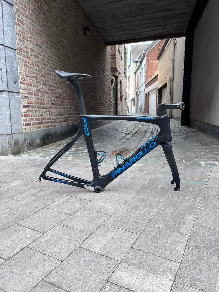 Pinarello dogma f10 frameset 57,5cm (velgrem), Ophalen, Zo goed als nieuw