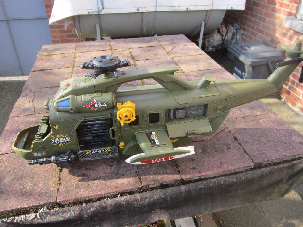elektrische speelgoed helikopter, Ophalen, Gebruikt, 1:144 of kleiner