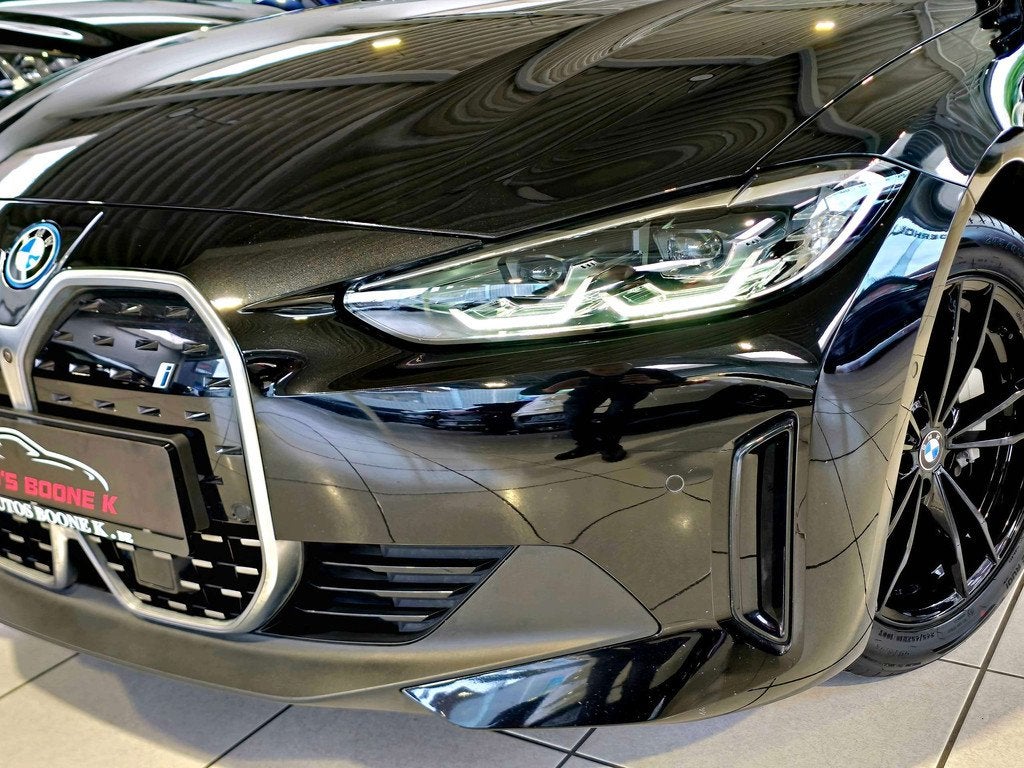 BMW i4 i4 eDrive/360Camera / 8j garantie / Eerste Eig, Auto's, BMW, Gebruikt, Zwart, Zwart, Leder