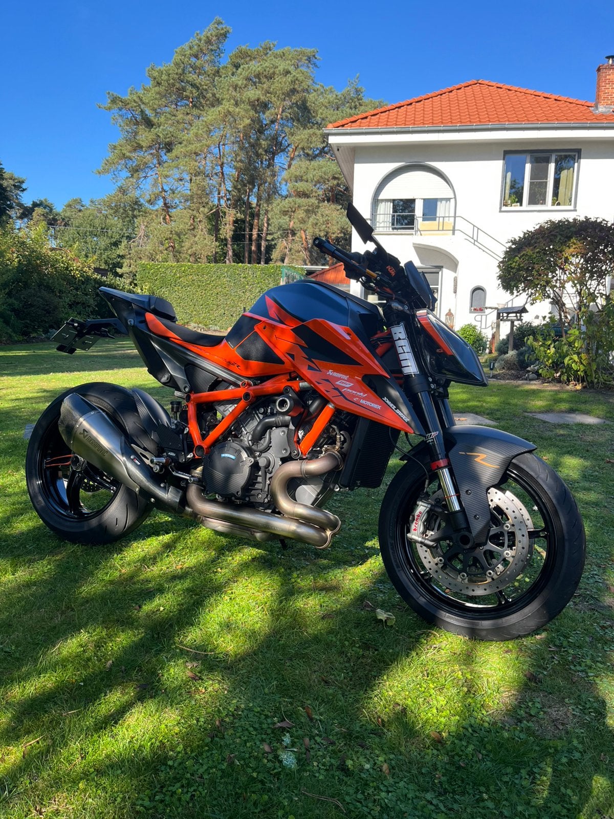Sublieme KTM SUPERDUKE 1290 R, 2 cylindres, Particulier, Manuelle, Naked bike