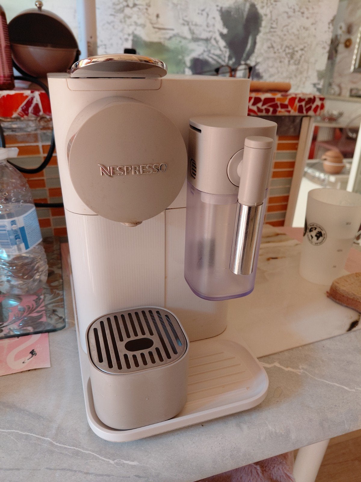 Machine nespresso cappuccino, Electroménager