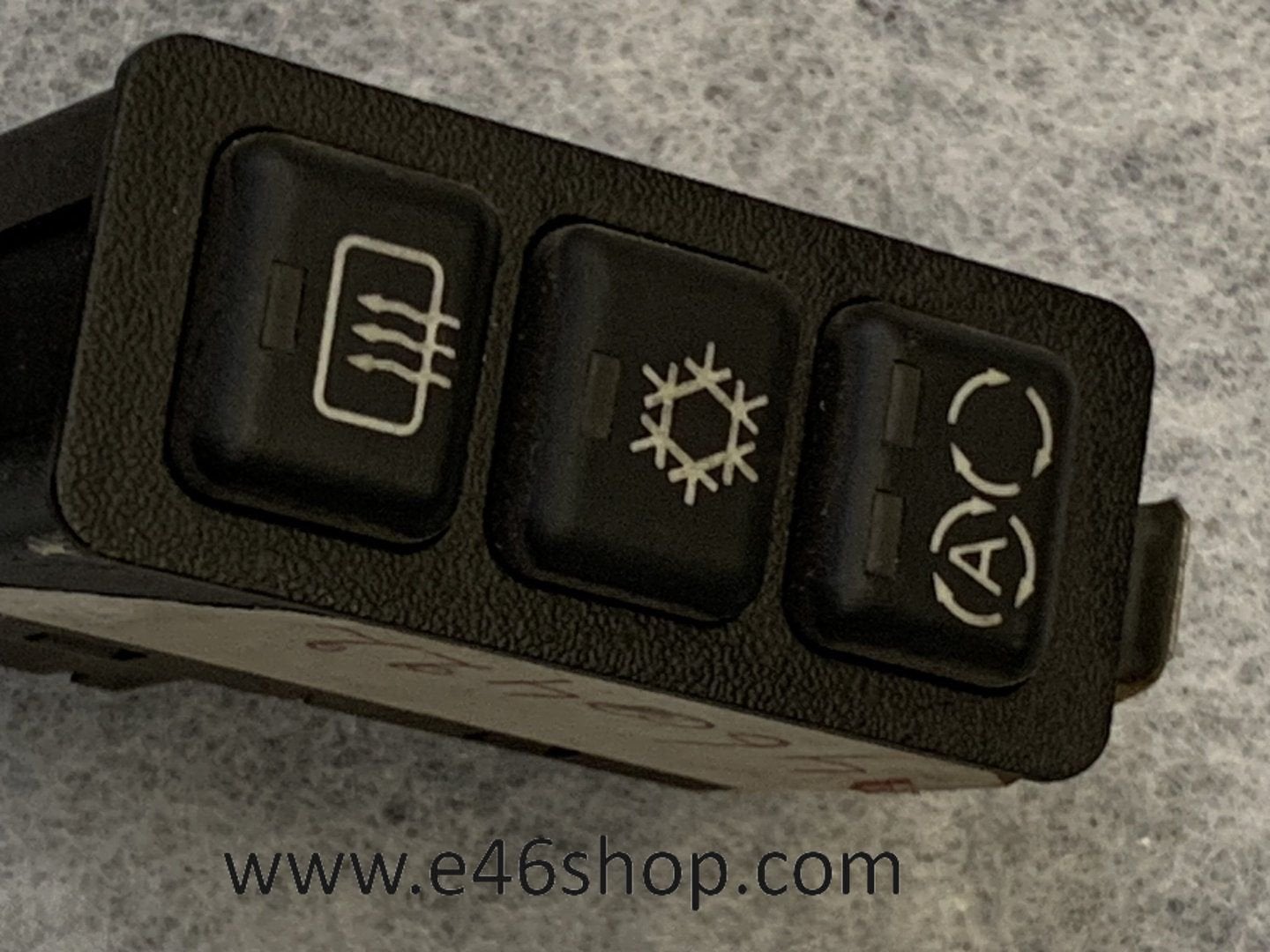 Airco achterruit verwarming knop BMW E34 OE 61311391767, Auto-onderdelen, -, -, Nieuw, Ophalen of Verzenden