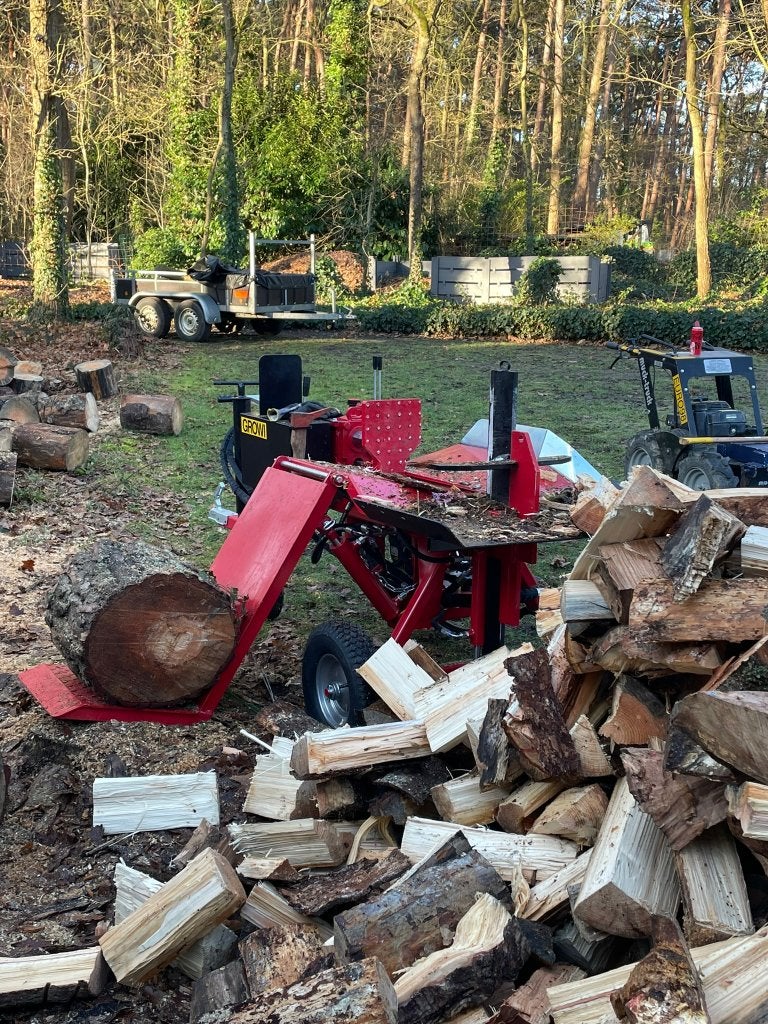 Fendeuse à bois à domicile, service de fendage de bois, Entretien de jardins ou Taille