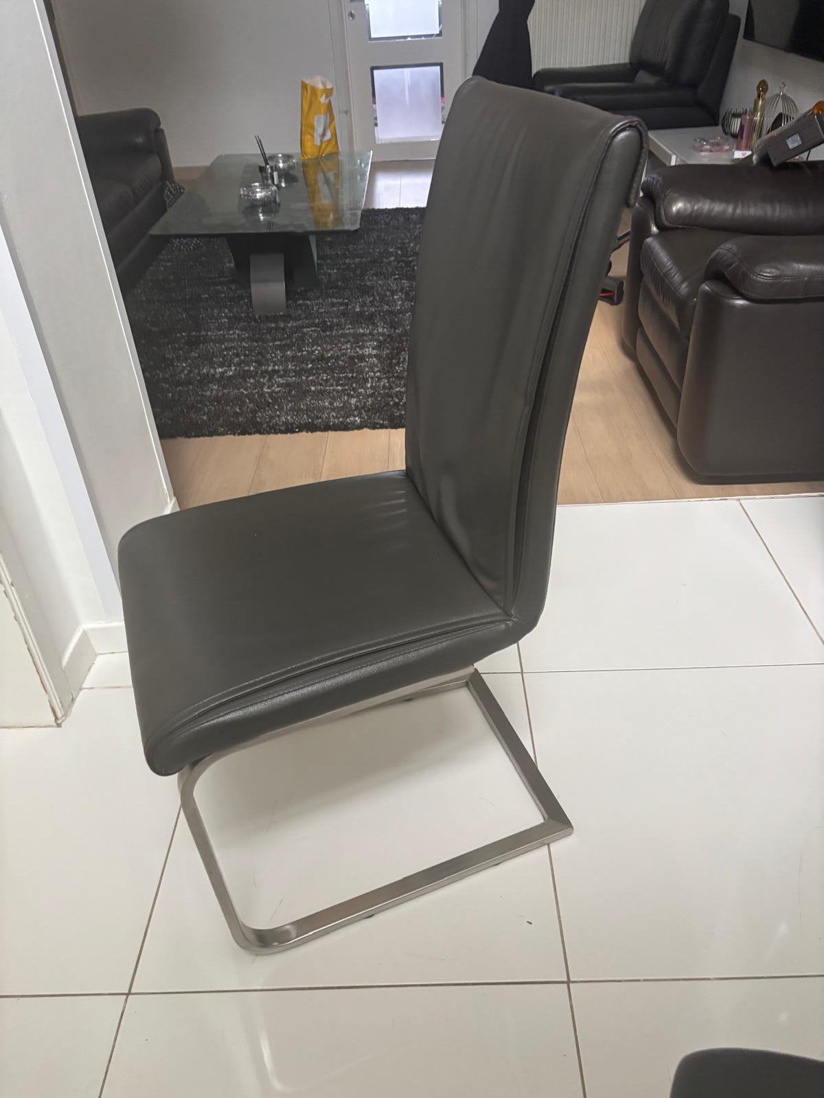 3 chaises gris foncé en cuir, Maison & Meubles, Chaises, Enlèvement, Utilisé, Gris, Trois