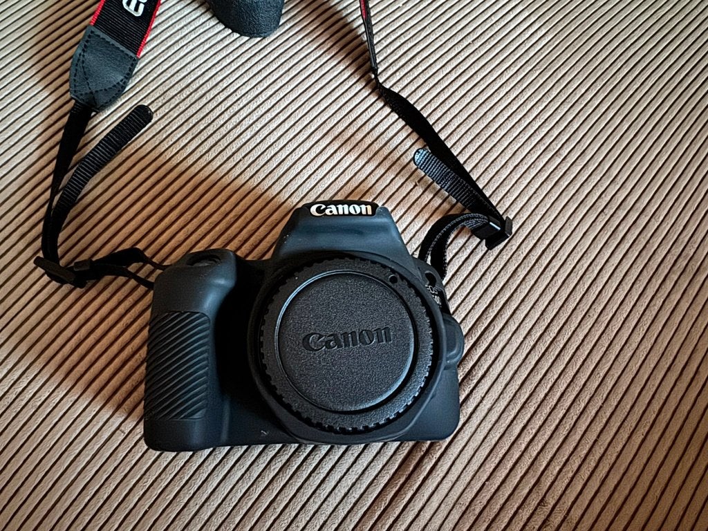 Canon EOS 250D - complete set!, Audio, Tv en Foto, Ophalen, Geheugenkaart, Canon