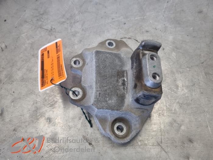 Support boîte de vitesse d'un Opel Vivaro, -, Opel, 3 mois de garantie, Utilisé