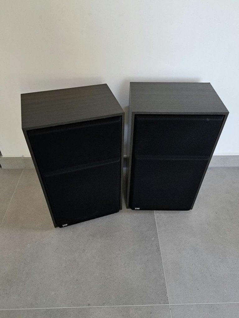 Luidspreker set ITT (incl muurbeugel), Audio, Tv en Foto, Ophalen, Zo goed als nieuw