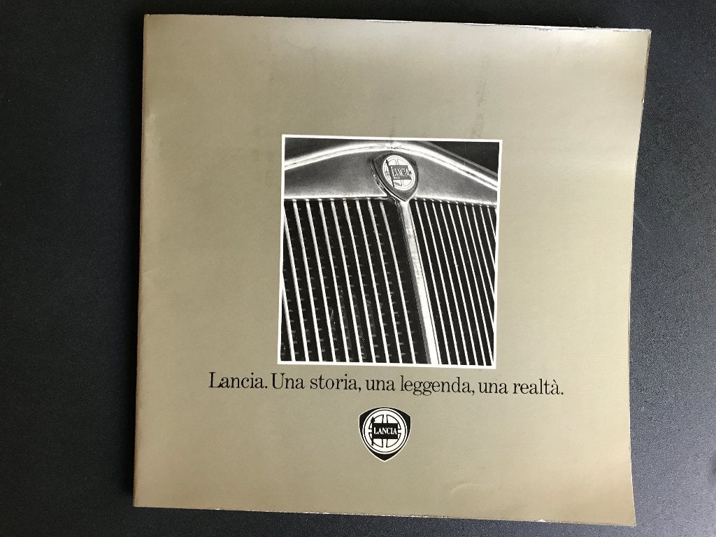 Livre “Lancia, una storia”, Enlèvement ou Envoi, Comme neuf