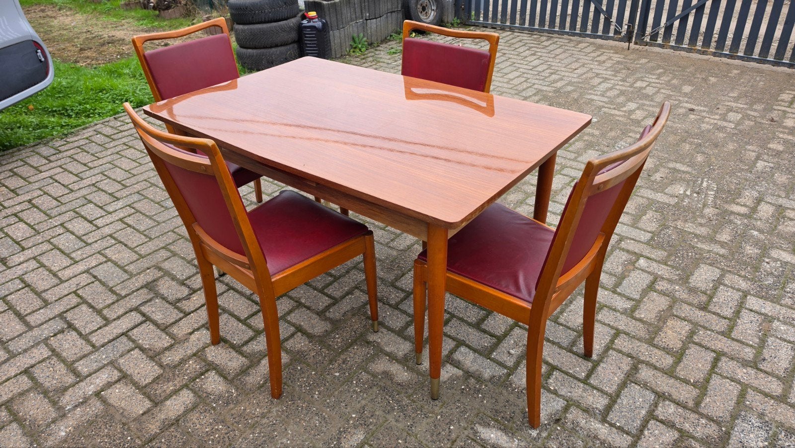 Table et chaises "Mid century Modern" Scandinave, Scandinave 1950, Enlèvement, Bois, Cinq, Six Chaises ou plus