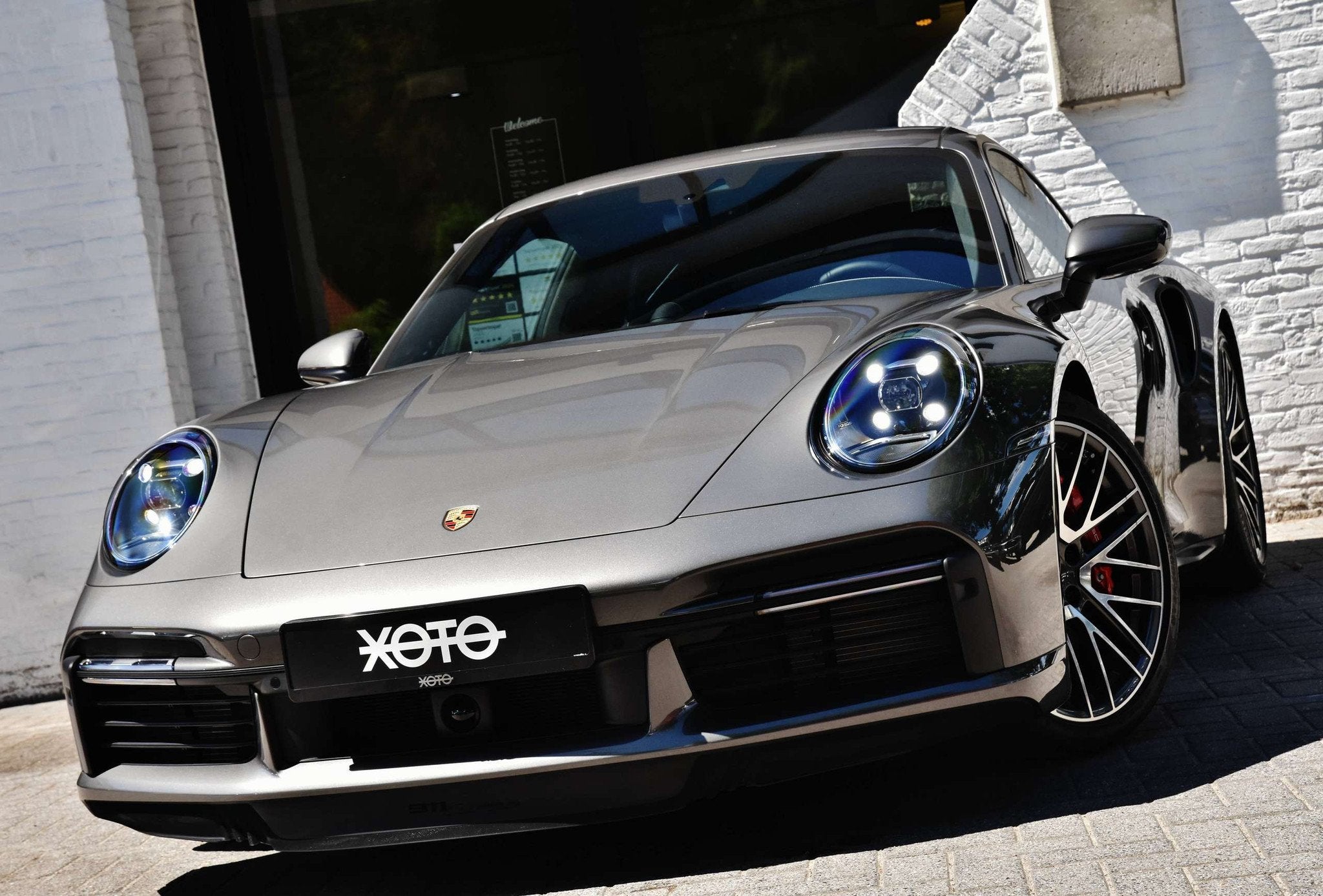 Porsche 992 911 3.8 TURBO * 1.000 KM / 1HD / NP: € 233.850, Auto's, Porsche, Automaat, 4 zetels, Gebruikt, Lichtsensor