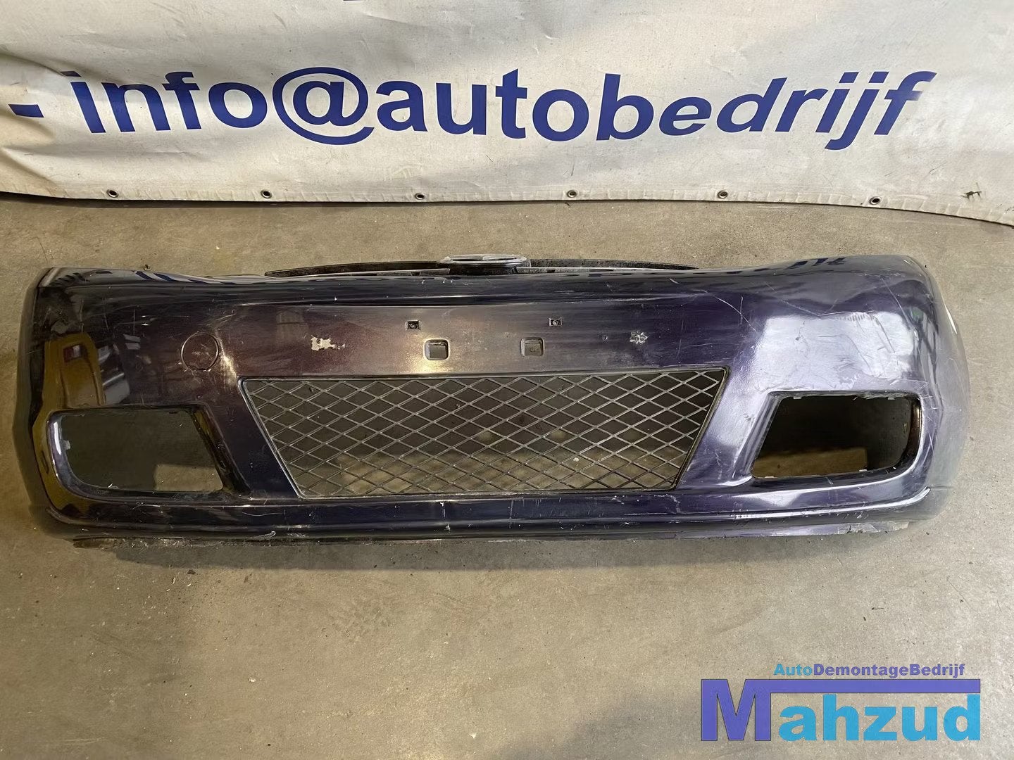 MAZDA 5 CR17 Paars voorbumper bumper 2005-2010, Gebruikt, Shinchi, Fuchu-Cho 3-1
730-8670  Hiroshima, Voor, Mazda Motor Corporation