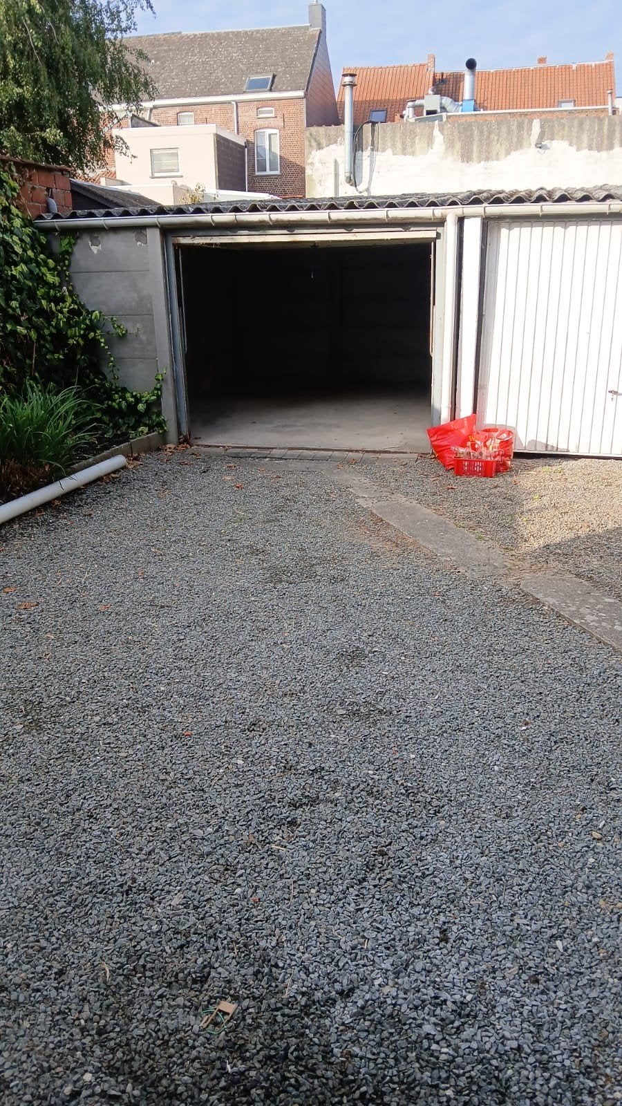 ruime garagebox te huur, Immo