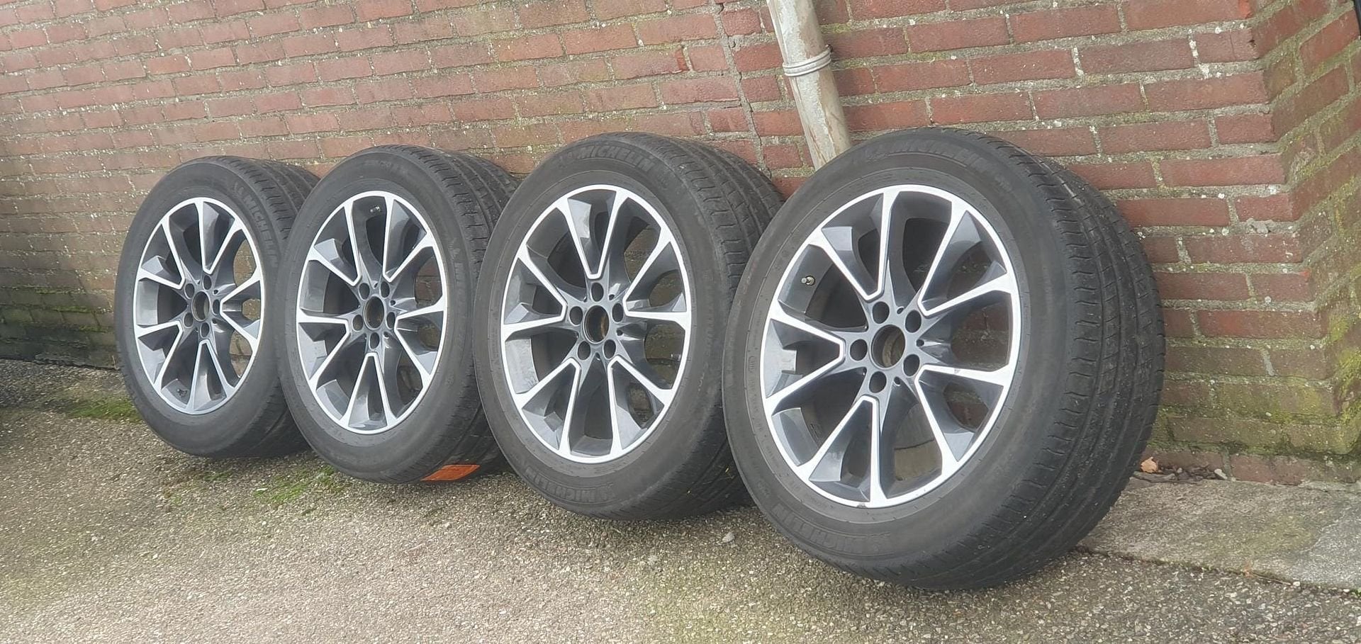 Zomer set BMW X5 (F15) Michelin latitude sport 3 met MO code, Autos : Pièces & Accessoires, Pneus et Jantes, 255 mm, Véhicule de tourisme