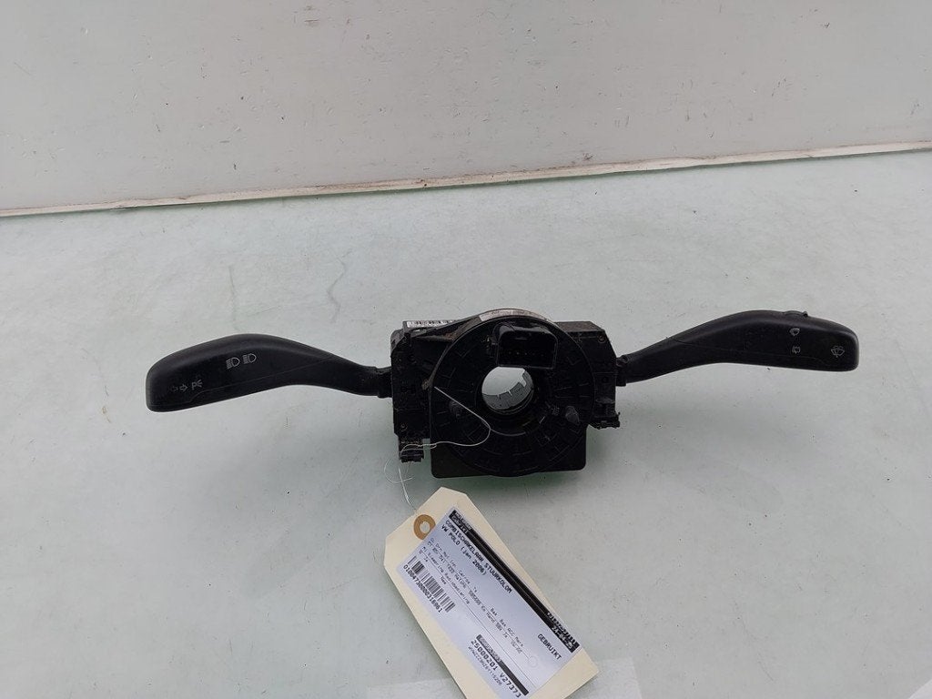 COMBINE COMMODO Volkswagen Polo IV (9N1 / 2/3), Dhr. J. Ham, Volkswagen, Administratie@autoham.nl, Utilisé