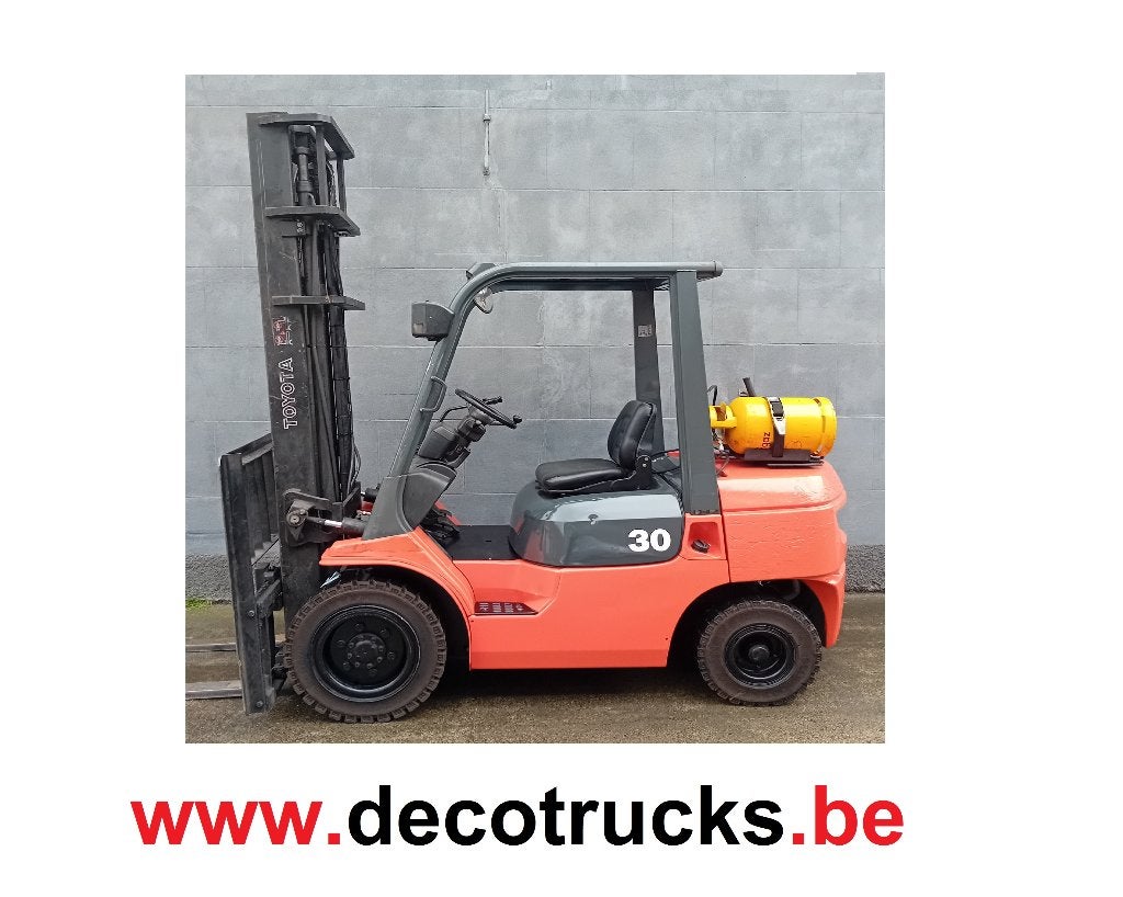 heftruck (chariot elevateur) Toyota 3 ton LPG, Zakelijke goederen, Machines en Bouw | Heftrucks en Intern transport, Heftruck