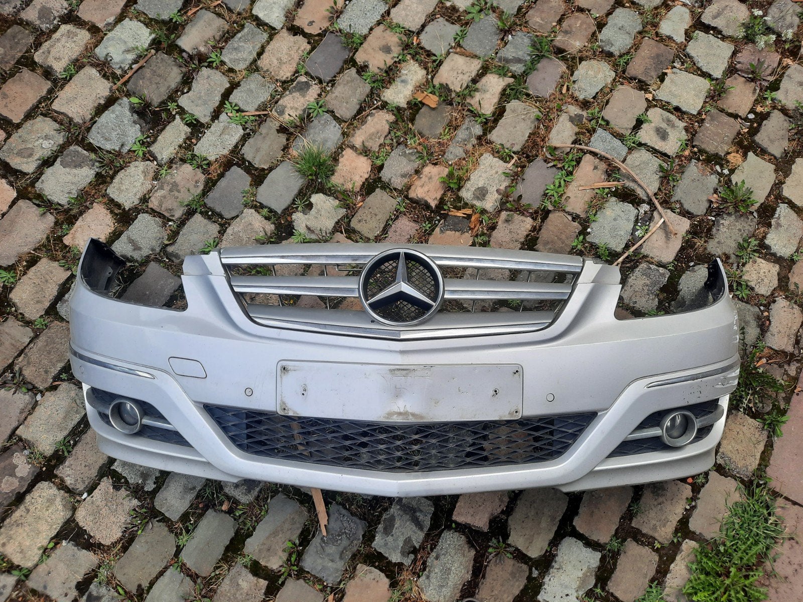 Pare chocs avant Mercedes Class B 180 CDI année 2010, Pare-chocs, Mercedes-Benz, Enlèvement, Utilisé