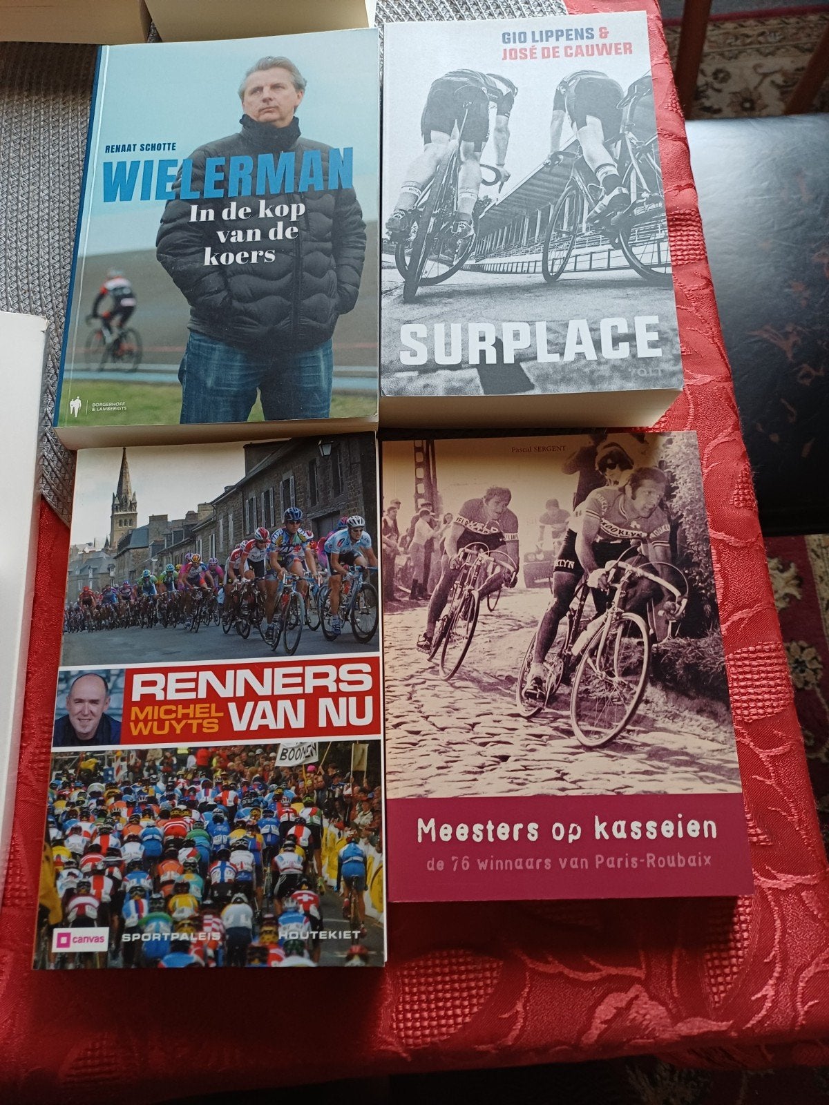 9 boeken ivm wielrennen, Ophalen of Verzenden, Zo goed als nieuw