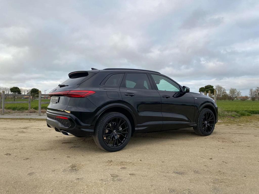 Audi Q5 S-Line Pack,Camera,Navigatie,Adaptieve cruiscontrol,, Auto's, Audi, Automaat, https://public.car-pass.be/vhr/5531a6d3-22c4-49f3-b45c-f0a00de08ecd