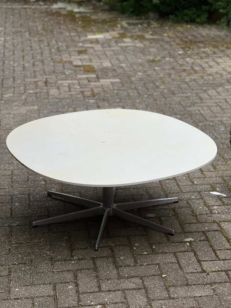Table basse Arne Jacobsen/Piet Hein design 1958 Fritz Hansen, Enlèvement, Utilisé