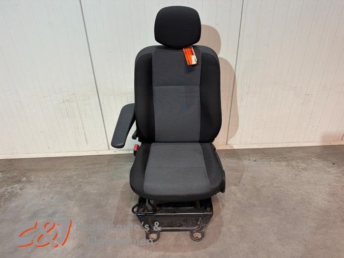 Siège gauche d'un Nissan Interstar, -, 3 mois de garantie, Utilisé, -