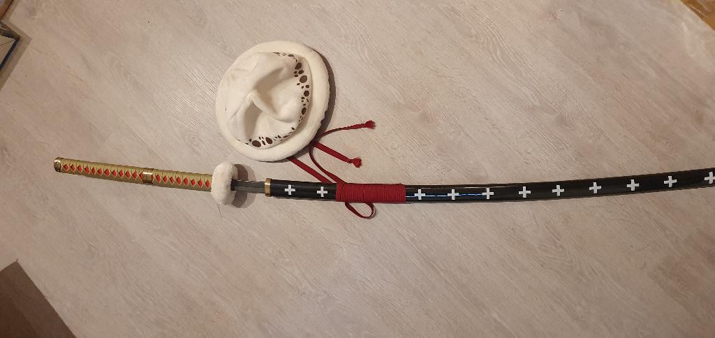 Réplique sabre One Piece -- Trafalgar D. Water Law, Verzamelen, Overige Verzamelen, Ophalen, Zo goed als nieuw