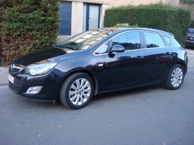 Opel Astra J 1.7cdti 2011/Navi/Airco/Full Option/Euro5, Autos, Opel, Euro 5, Achat, Cruise Control, Boîte manuelle
