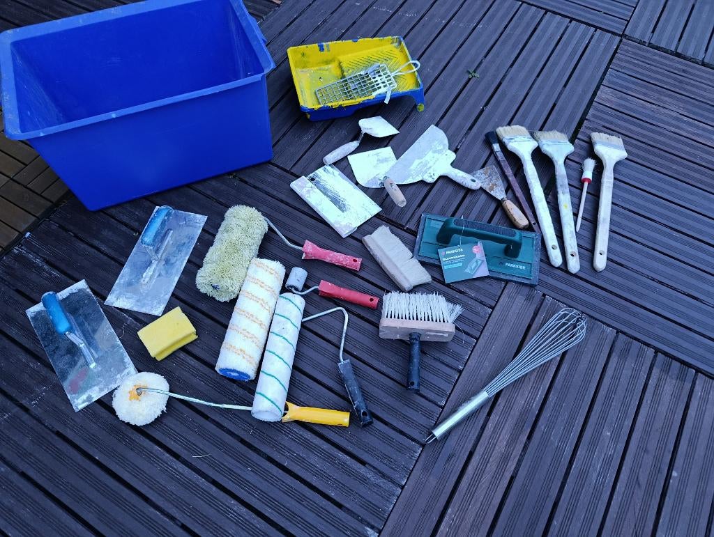 Lot 2 boites plastiques + Accessoires pour petits travaux, Bricolage & Construction, Enlèvement, Utilisé, Autres types