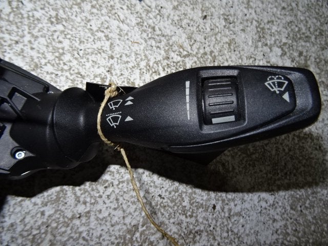COMMODO ESSUIE-GLACE Ford Fiesta 6 (JA8) (8A6T-17A553AC), Mevr. I. Hauben, Rue de l'Espoir 34 34
4030  GRIVEGNÉE, BE, Info@Collignon.be